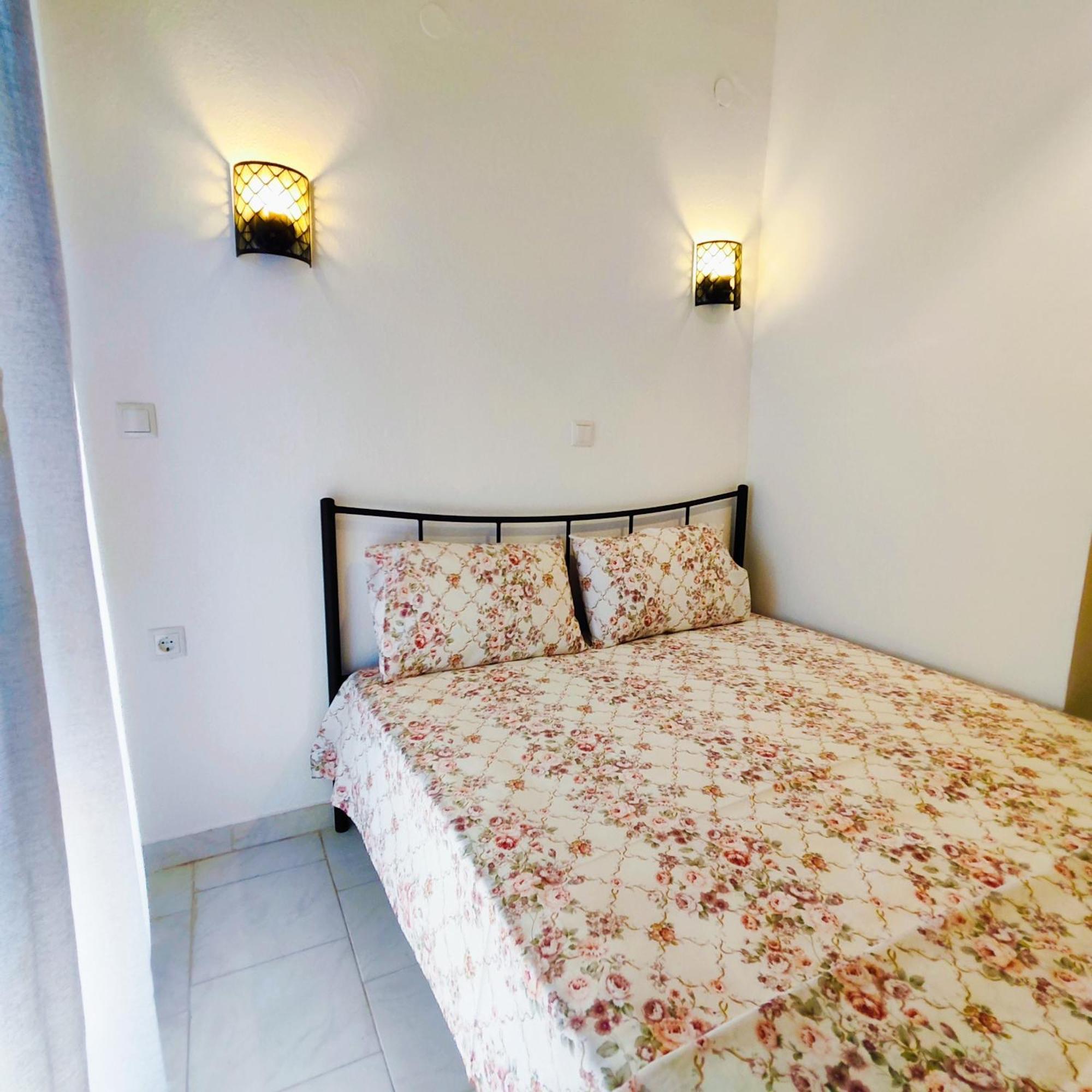 Nea Skioni Comfy Apartments - Halkidiki Eksteriør billede