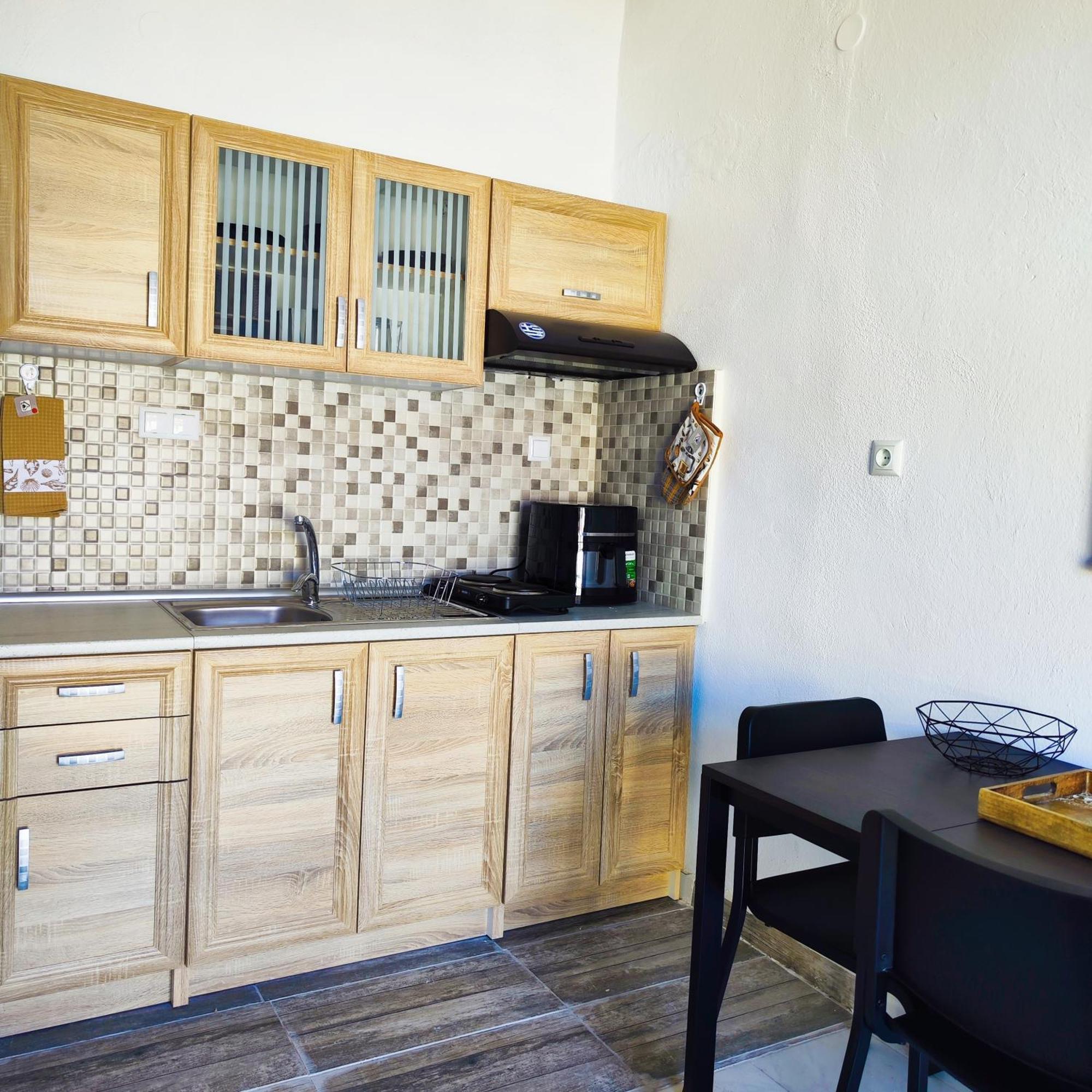 Nea Skioni Comfy Apartments - Halkidiki Eksteriør billede